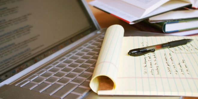 نوشتن پایان نامه و تحقیق: راهنمای جامع